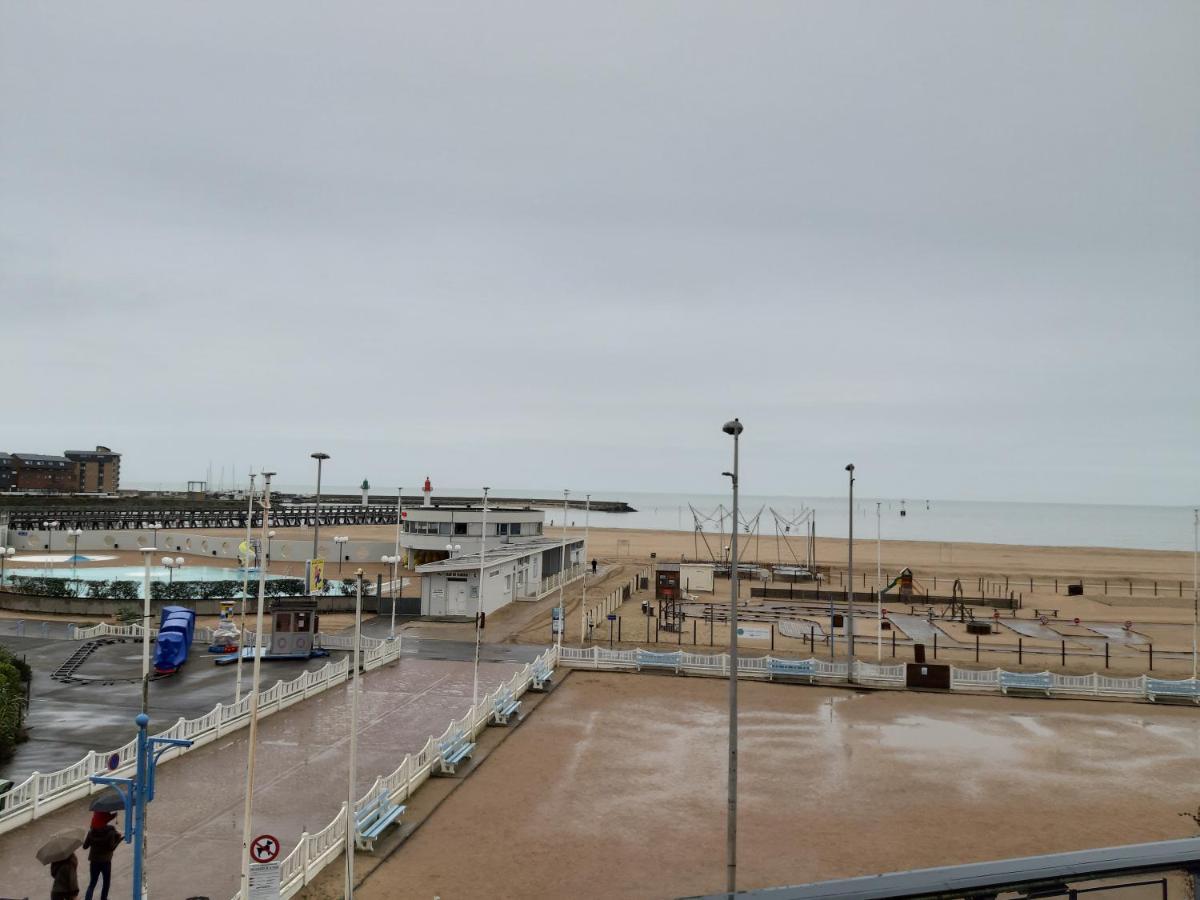 Les Embruns Hotel Trouville-sur-Mer Exterior photo